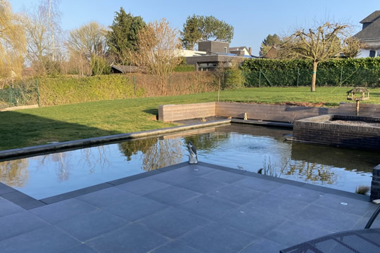 Ter plaate opbouwen